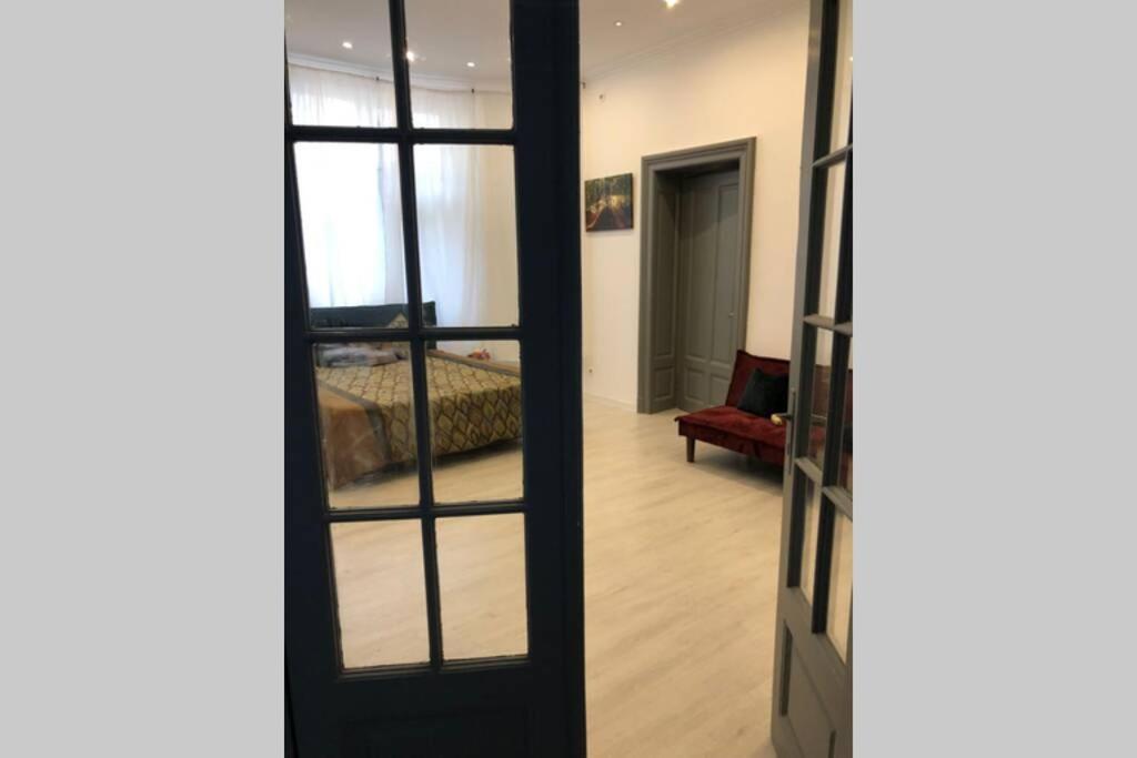 Outstanding 3Br Ultracentral Cityview Balcony Aaa Apartment Bucureşti Ngoại thất bức ảnh
