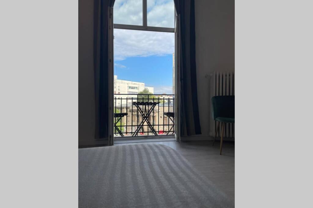 Outstanding 3Br Ultracentral Cityview Balcony Aaa Apartment Bucureşti Ngoại thất bức ảnh