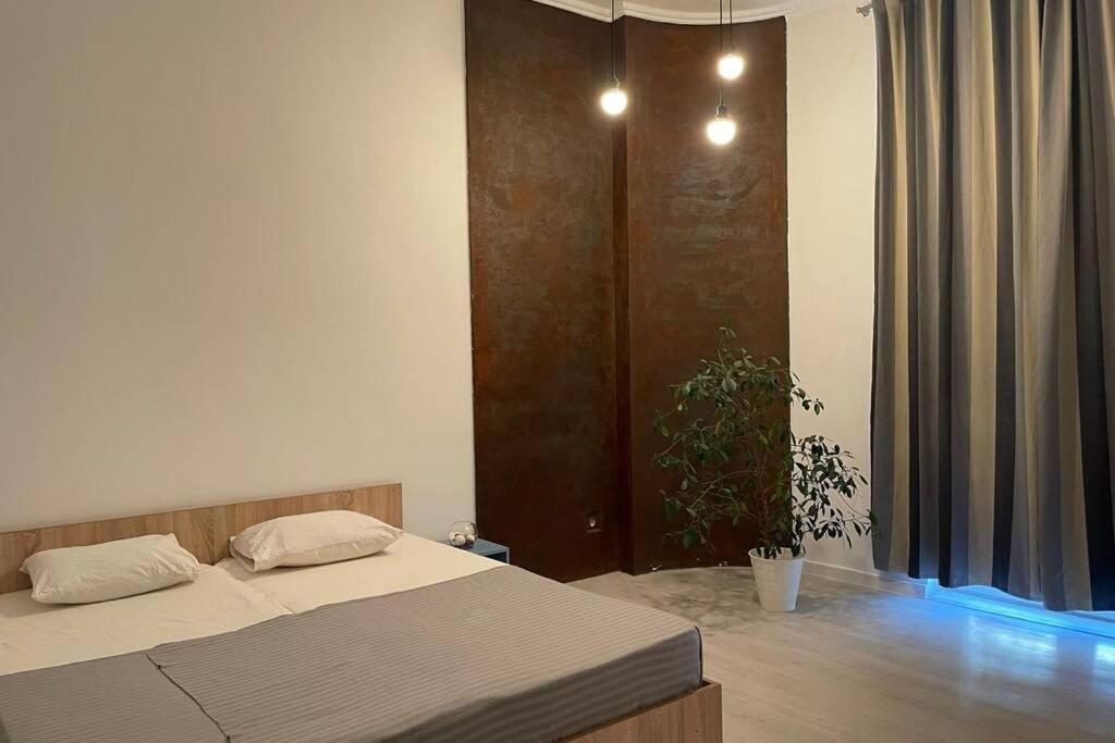 Outstanding 3Br Ultracentral Cityview Balcony Aaa Apartment Bucureşti Ngoại thất bức ảnh