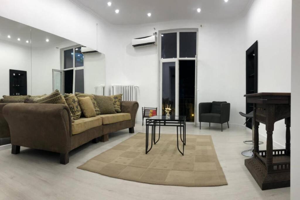 Outstanding 3Br Ultracentral Cityview Balcony Aaa Apartment Bucureşti Ngoại thất bức ảnh