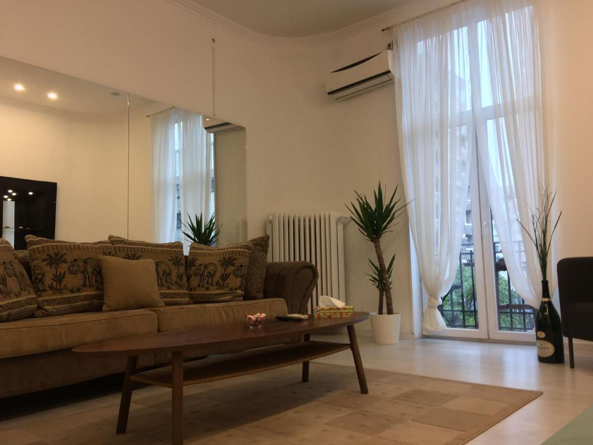 Outstanding 3Br Ultracentral Cityview Balcony Aaa Apartment Bucureşti Ngoại thất bức ảnh