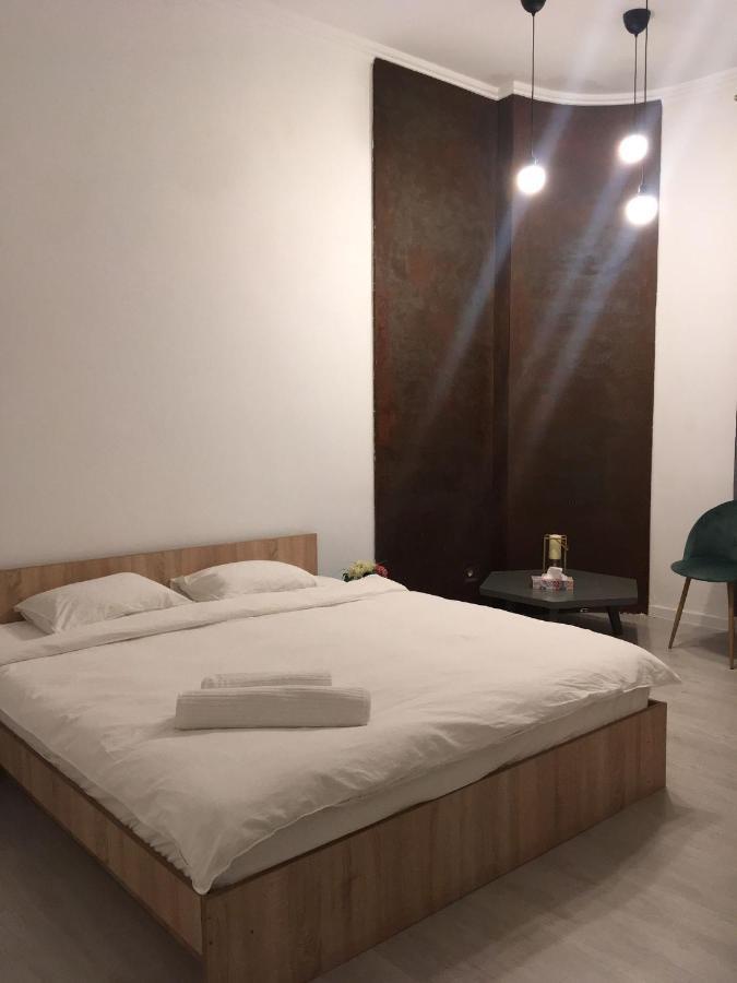 Outstanding 3Br Ultracentral Cityview Balcony Aaa Apartment Bucureşti Ngoại thất bức ảnh
