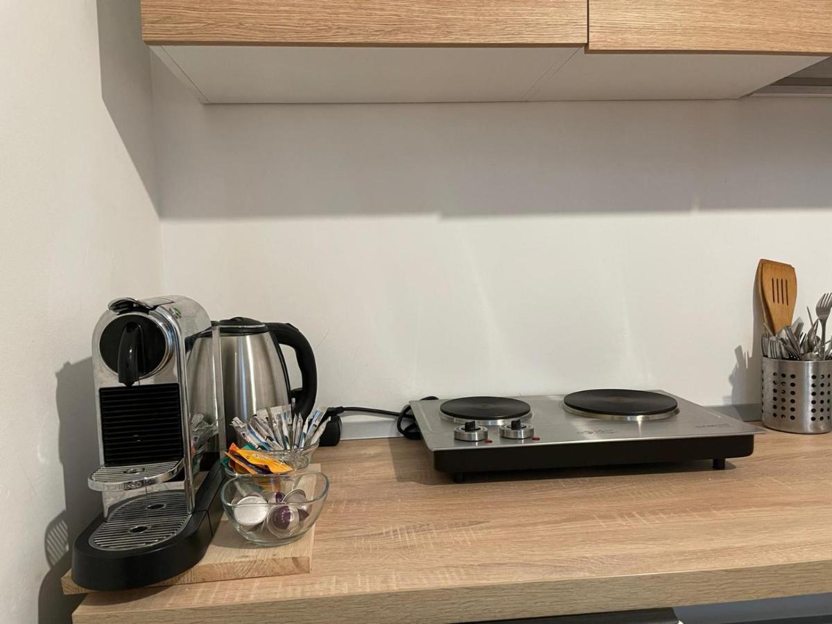 Outstanding 3Br Ultracentral Cityview Balcony Aaa Apartment Bucureşti Ngoại thất bức ảnh